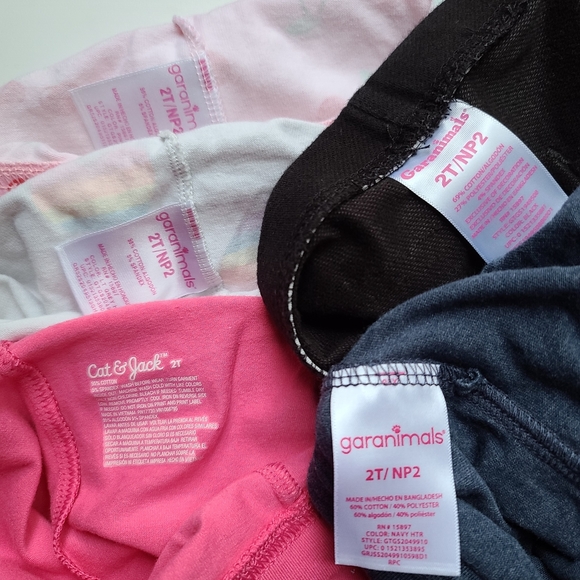 Bundle of 5 shorts 2T - Picture 7 of 7